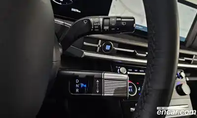 Hyundai Santa Fe 2024 1.6 Автомат в Москве № 111263, миниатюра 2