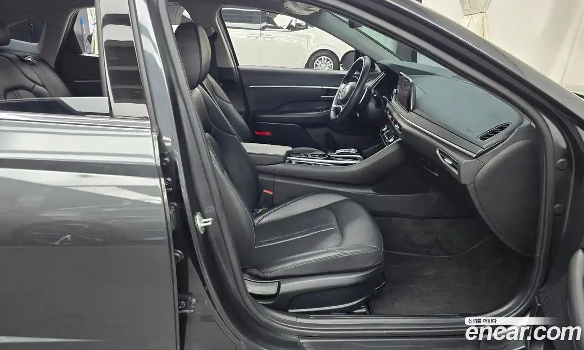 Hyundai Sonata 2022 2.0 Автомат в Москве № 111447, фото 11