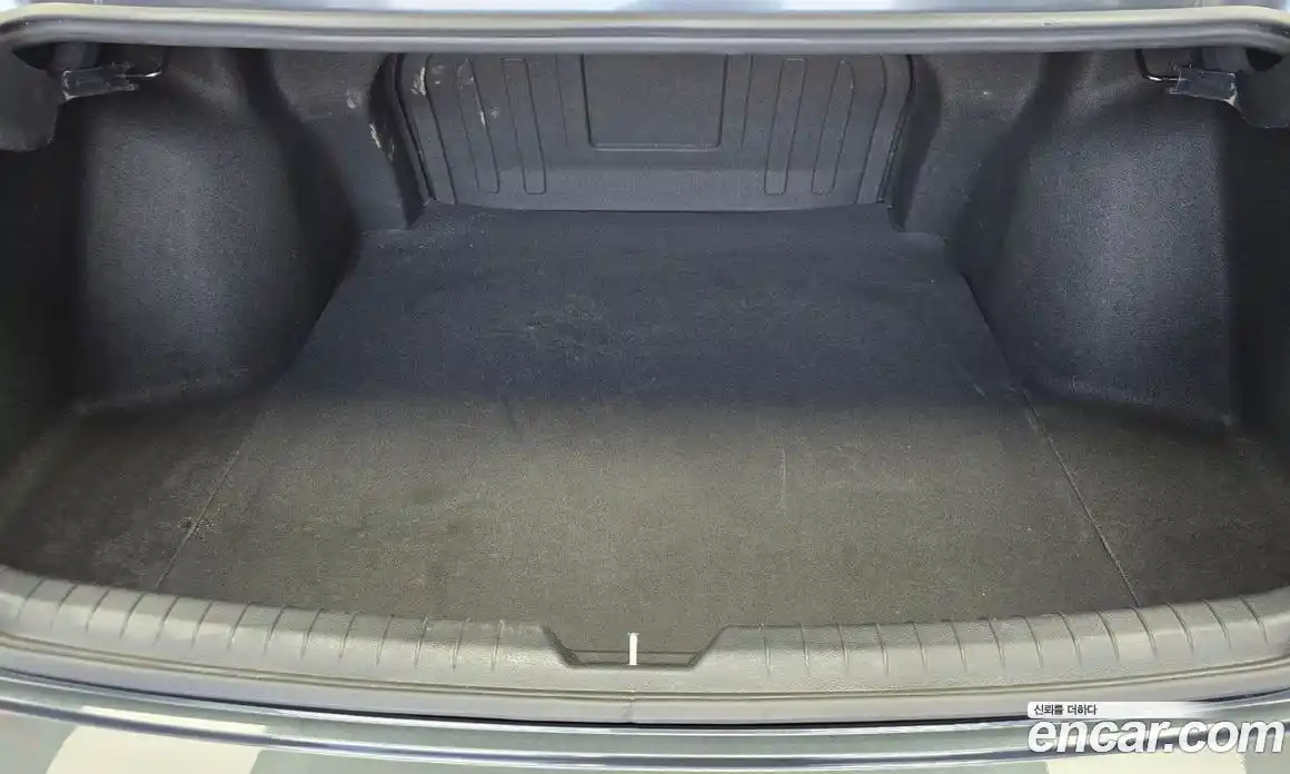 Hyundai Sonata 2022 2.0 Автомат в Москве № 111447, фото 20