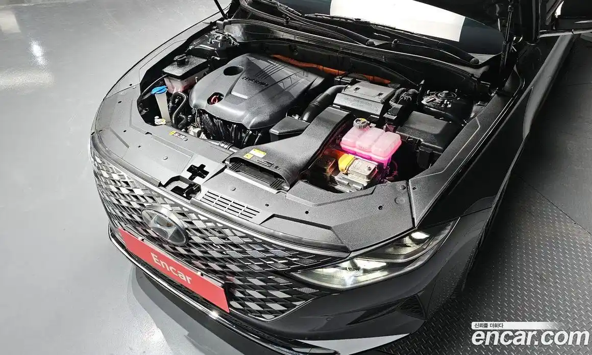 Hyundai Grandeur 2023 2.4 Автомат в Москве № 111941, фото 6