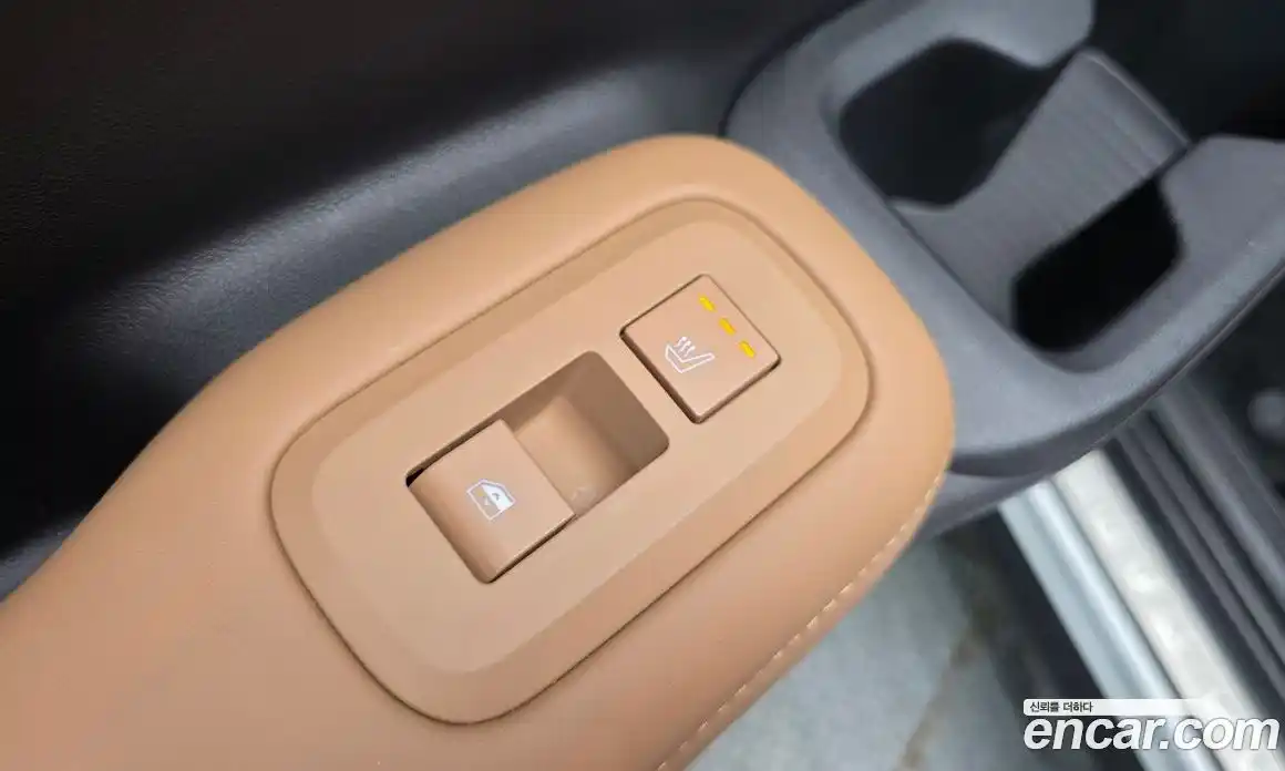 Hyundai Santa Fe 2024 1.6 Автомат в Москве № 112339, фото 18