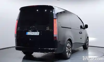 Hyundai Staria 2023 2.2 Автомат в Москве № 112690, миниатюра 3