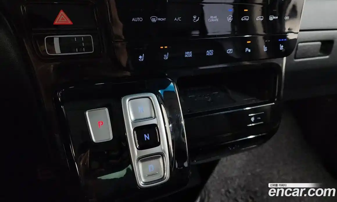 Hyundai Staria 2023 2.2 Автомат в Москве № 112690, фото 5