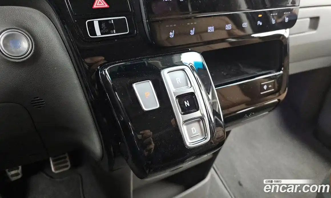 Hyundai Staria 2023 2.2 Автомат в Москве № 113332, фото 11