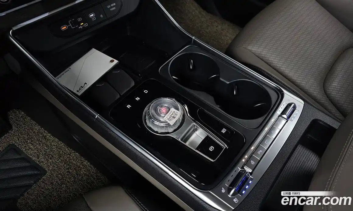 Kia Canival 2025 2.2 Автомат в Москве № 114655, фото 8