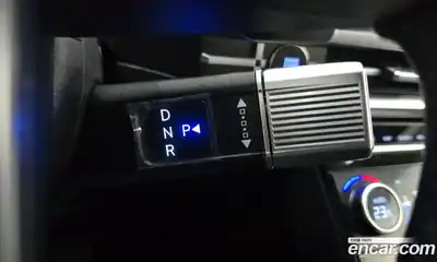 Hyundai Santa Fe 2024 1.6 Автомат в Москве № 115221, миниатюра 7