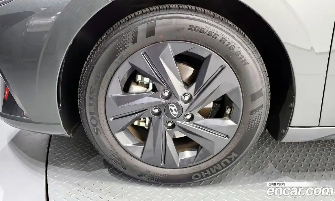 Hyundai Avante 2022 1.6 Автомат в Москве № 119737, фото 5