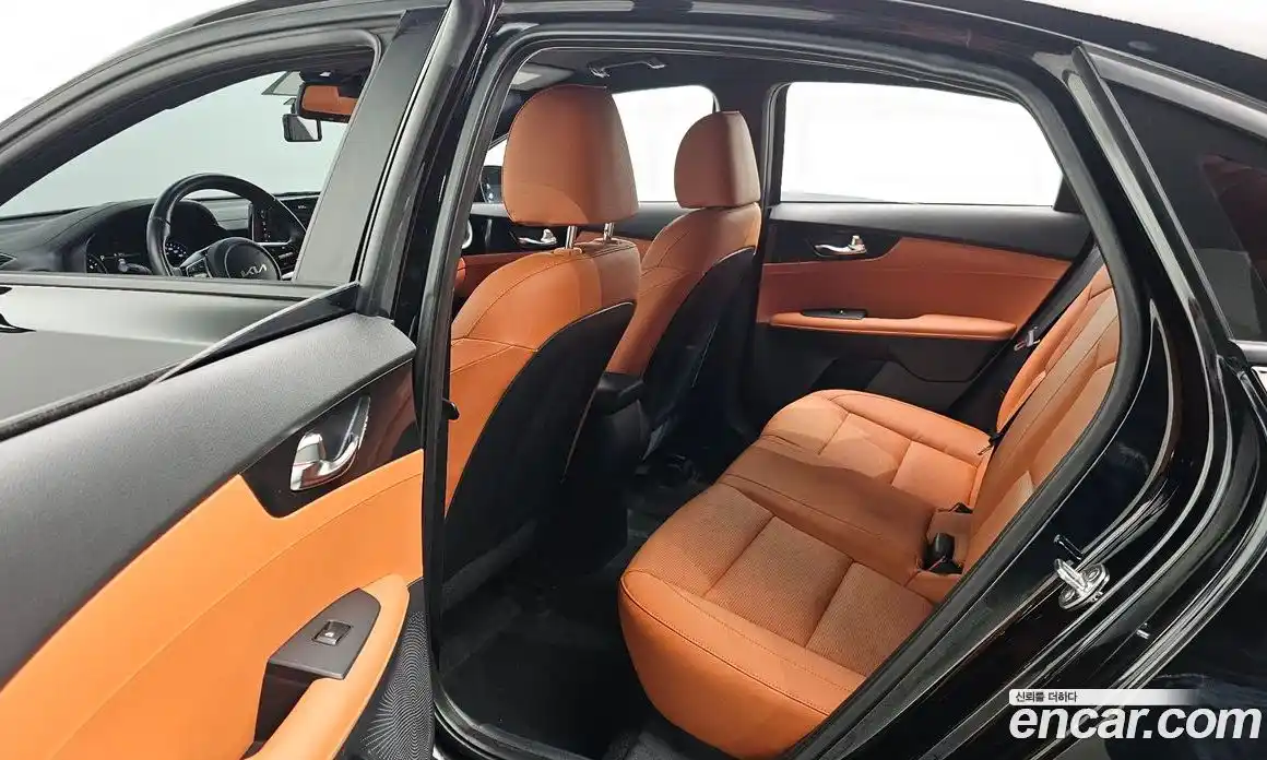 Kia K3 2023 1.6 Автомат в Москве № 120003, фото 12