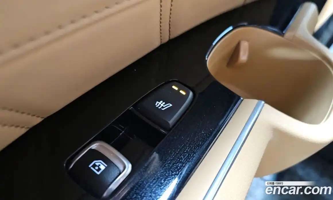 Kia Sorento 2023 1.6 Автомат в Москве № 124293, фото 11