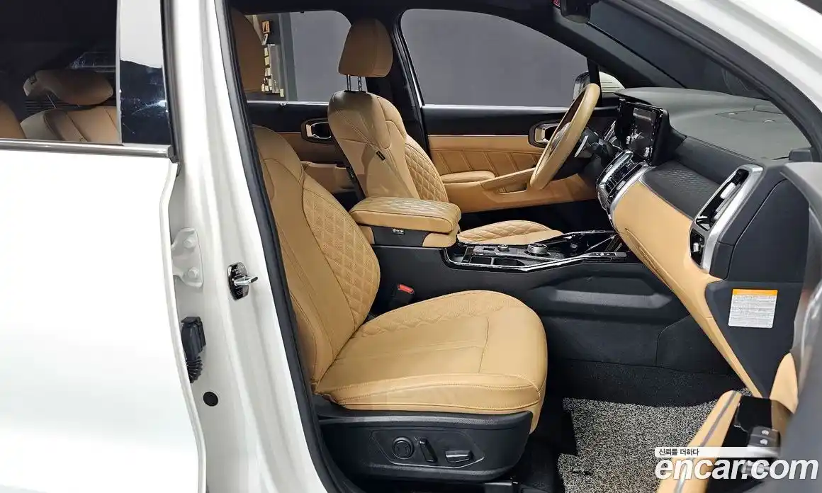 Kia Sorento 2023 1.6 Автомат в Москве № 124293, фото 19