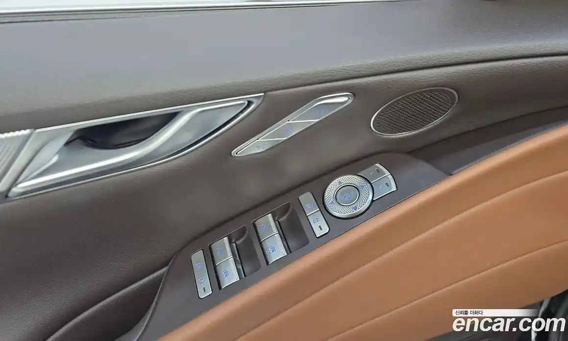 Genesis G80 2024 2.5 Автомат в Москве № 12926, фото 16