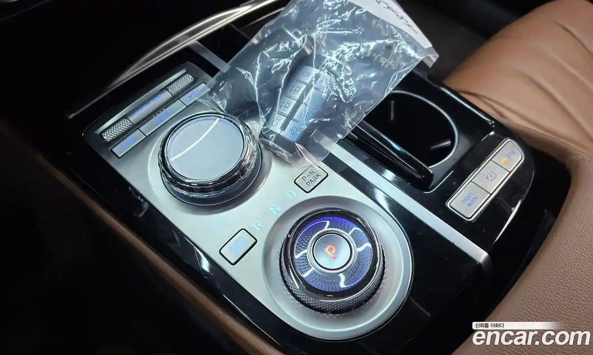 Genesis G80 2024 2.5 Автомат в Москве № 12926, фото 17