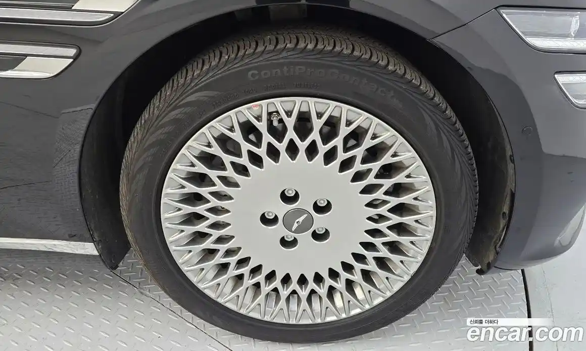 Genesis G80 2024 2.5 Автомат в Москве № 12926, фото 6