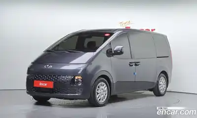 Hyundai Staria, 2022