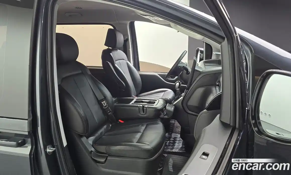 Hyundai Staria 2022 2.2 Автомат в Москве № 130007, фото 12