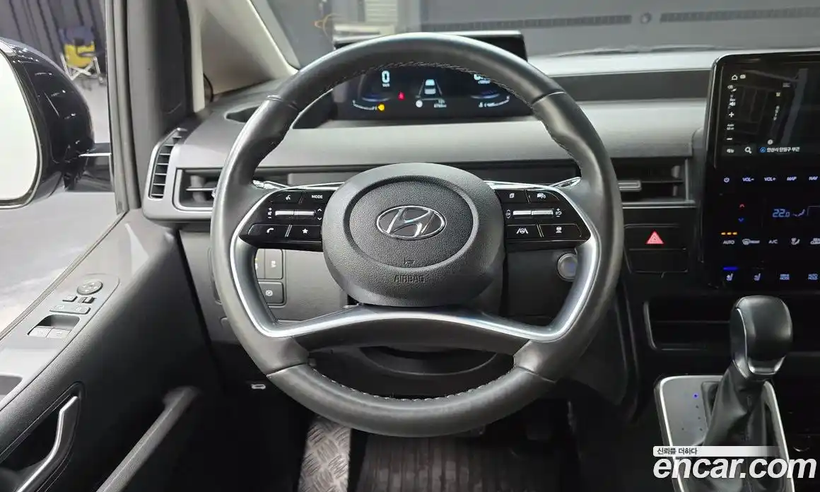 Hyundai Staria 2022 2.2 Автомат в Москве № 130007, фото 13