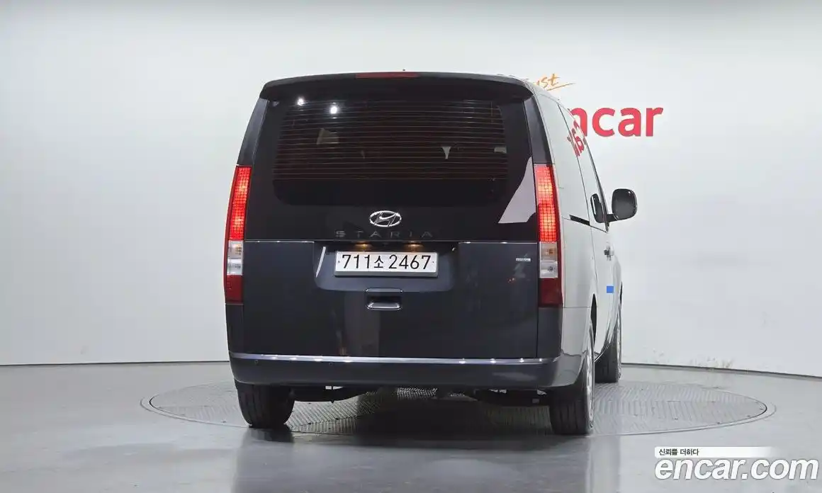 Hyundai Staria 2022 2.2 Автомат в Москве № 130007, фото 4