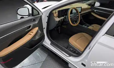 Hyundai Sonata 2025 1.6 Автомат в Москве № 130071, миниатюра 11