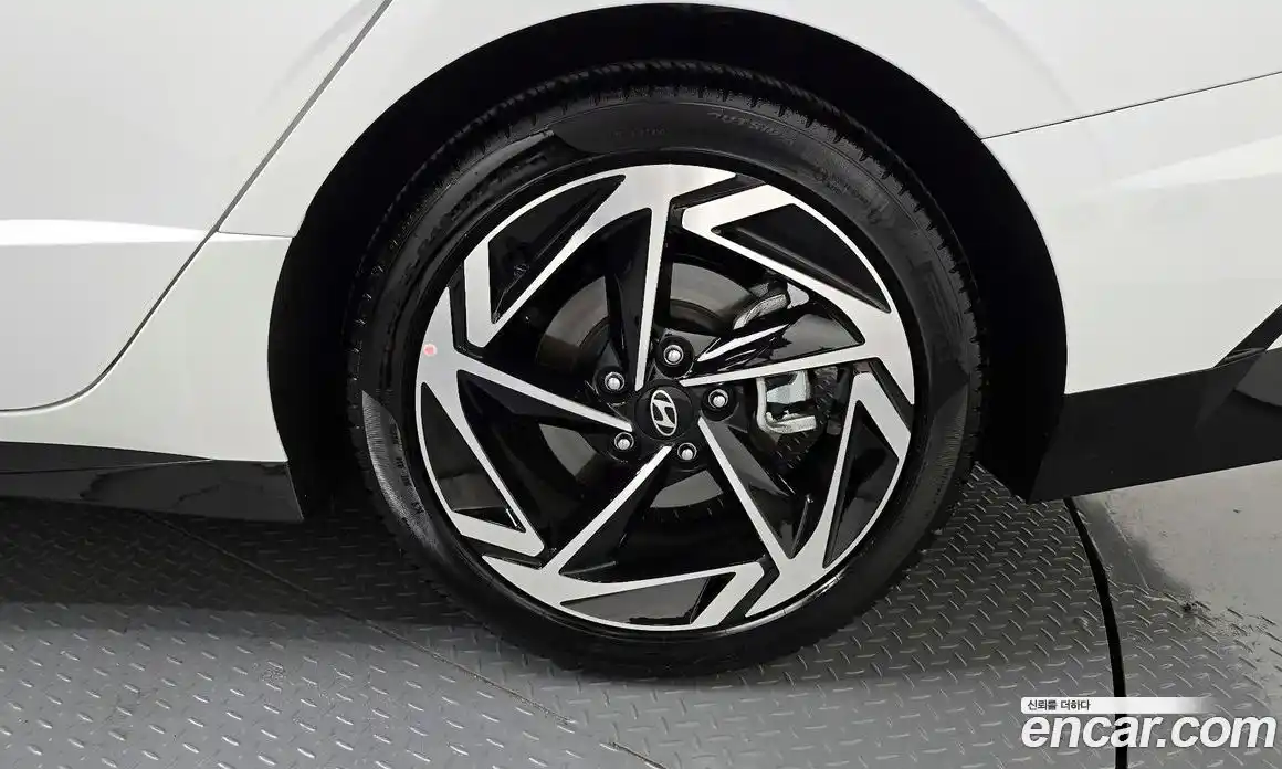 Hyundai Sonata 2025 1.6 Автомат в Москве № 130071, фото 12