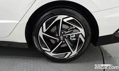 Hyundai Sonata 2025 1.6 Автомат в Москве № 130071, миниатюра 12