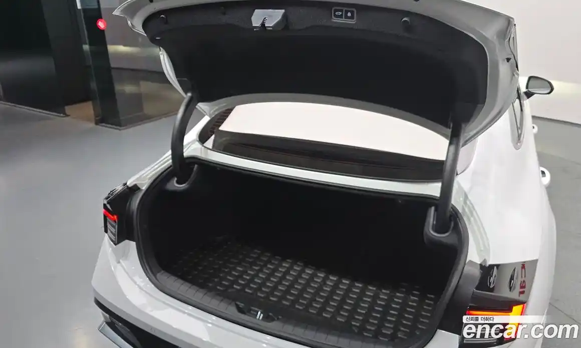 Hyundai Sonata 2025 1.6 Автомат в Москве № 130071, фото 10