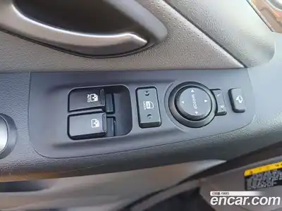 Hyundai Starex 2020 2.5 Автомат в Москве № 130890, миниатюра 11