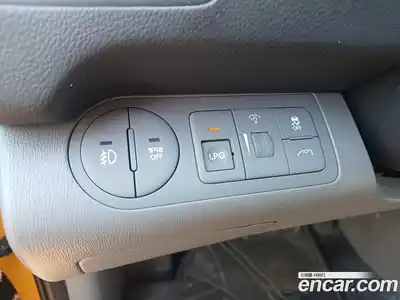 Hyundai Starex 2020 2.5 Автомат в Москве № 130890, миниатюра 10