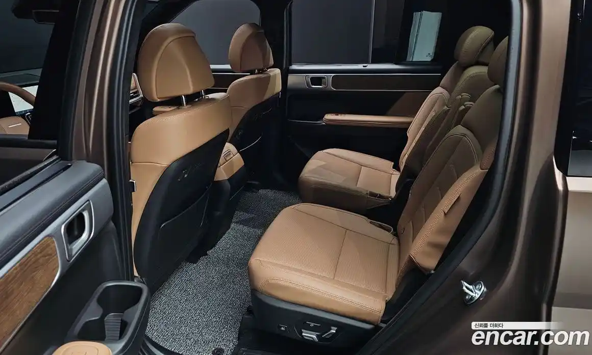 Hyundai Santa Fe 2025 1.6 Автомат в Москве № 130926, фото 17