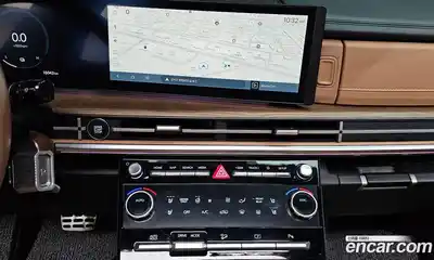 Hyundai Santa Fe 2025 1.6 Автомат в Москве № 130926, миниатюра 2