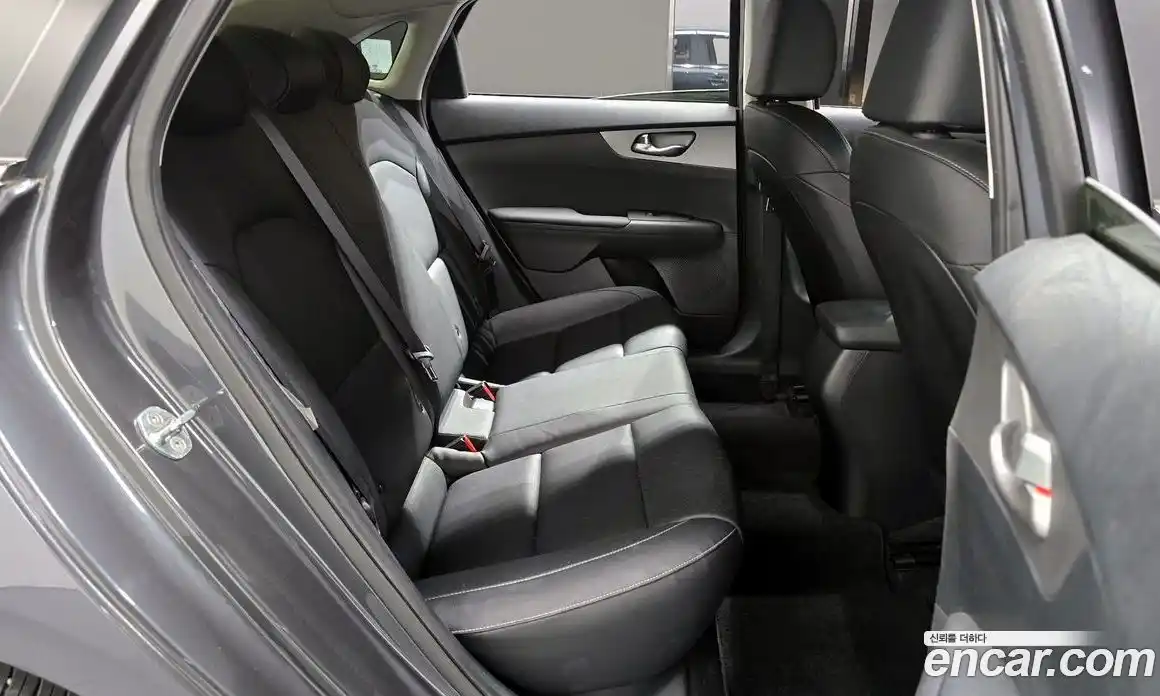 Kia K3 2021 1.6 Автомат в Москве № 131311, фото 11