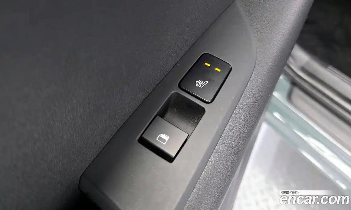 Kia Niro 2022 1.6 Автомат в Москве № 133690, фото 17