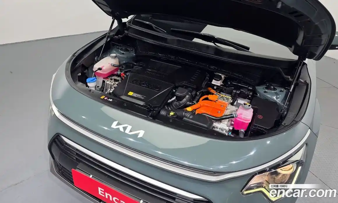 Kia Niro 2022 1.6 Автомат в Москве № 133690, фото 18