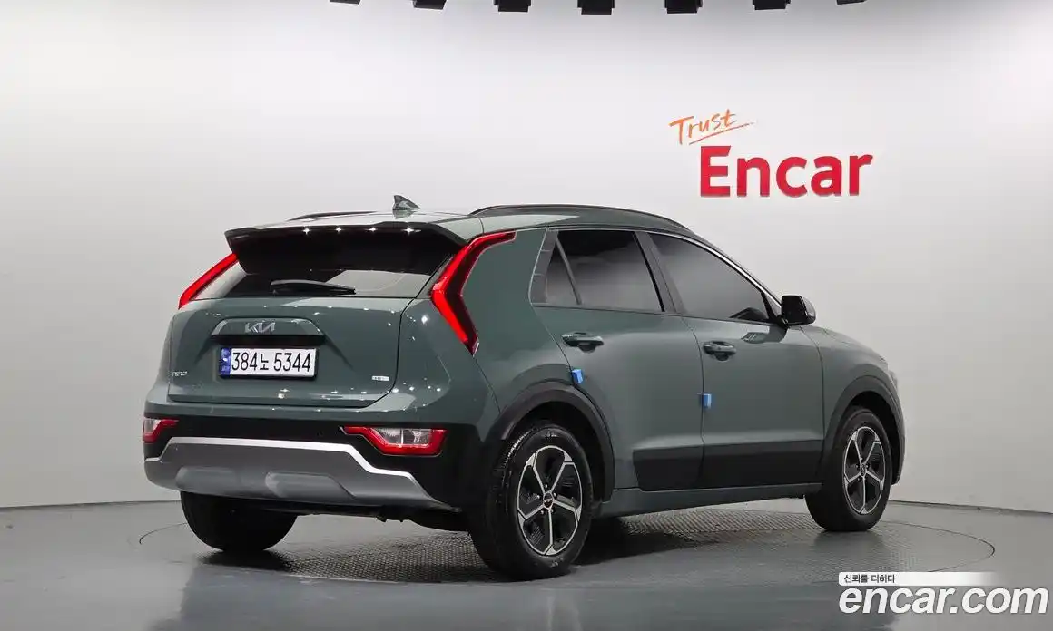 Kia Niro 2022 1.6 Автомат в Москве № 133690, фото 20