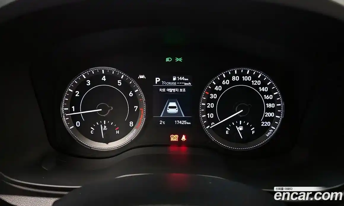 Hyundai Venue 2022 1.6 Автомат в Москве № 134249, фото 11