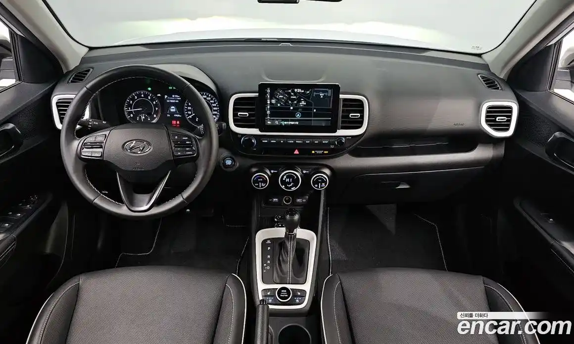 Hyundai Venue 2022 1.6 Автомат в Москве № 134249, фото 16