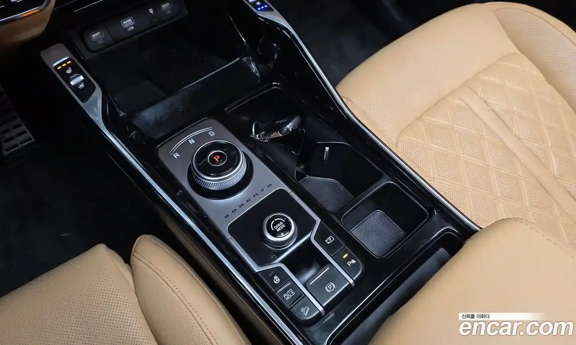 Kia Sorento 2023 1.6 Автомат в Москве № 134343, фото 9