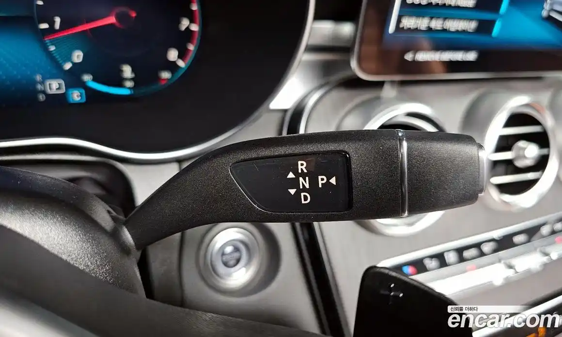 Mercedes-Benz GLC-Class 2022 2.0 Автомат в Москве № 137103, фото 11