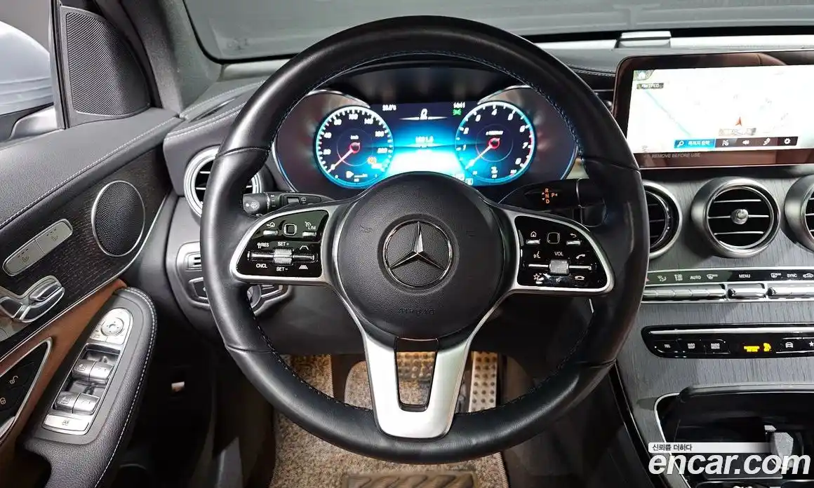 Mercedes-Benz GLC-Class 2022 2.0 Автомат в Москве № 137103, фото 19