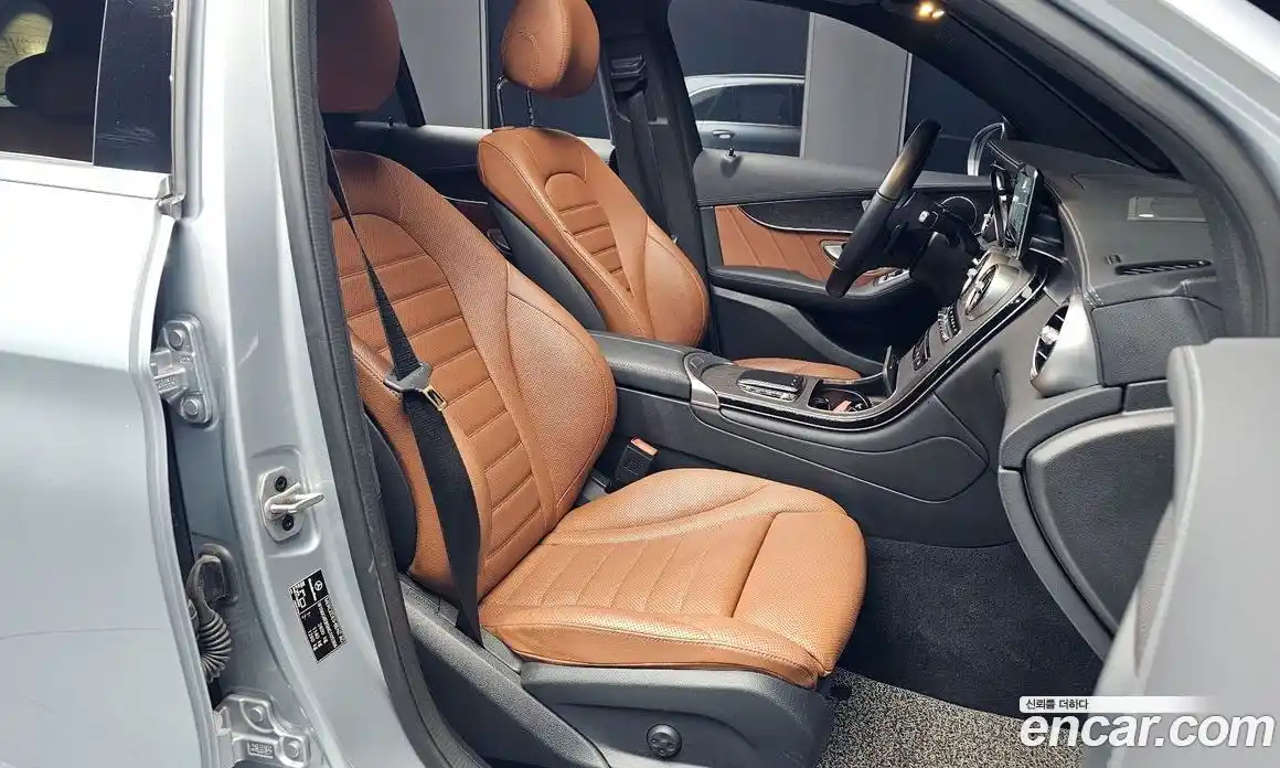 Mercedes-Benz GLC-Class 2022 2.0 Автомат в Москве № 137103, фото 10