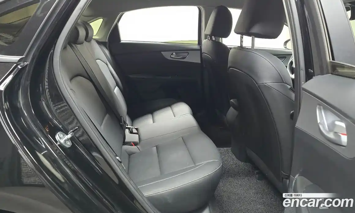 Kia K3 2022 1.6 Автомат в Москве № 13993, фото 19