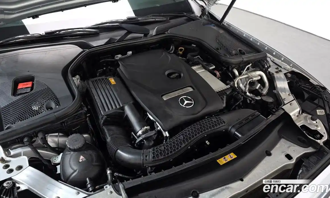 Mercedes-Benz E-Class 2018 2.0 Автомат в Москве № 141730, фото 11