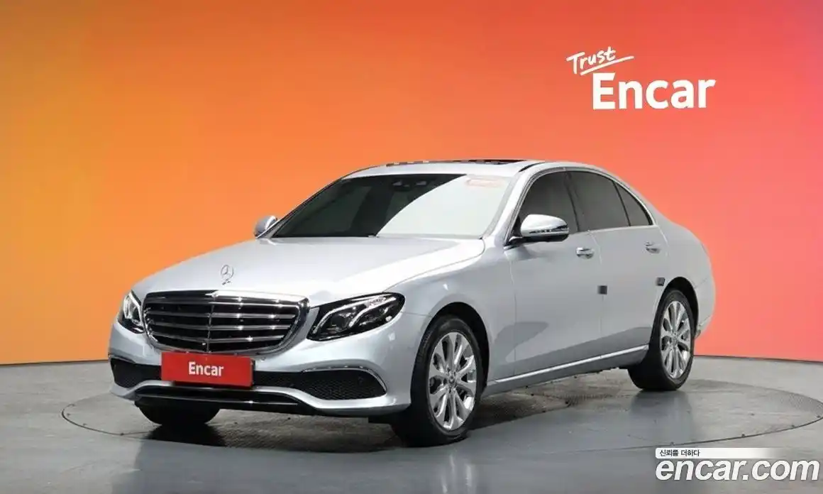 Mercedes-Benz E-Class 2018 2.0 Автомат в Москве № 141730, фото 3