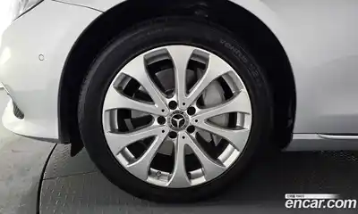 Mercedes-Benz E-Class 2018 2.0 Автомат в Москве № 141730, миниатюра 7