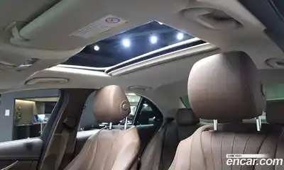 Mercedes-Benz E-Class 2018 2.0 Автомат в Москве № 141730, миниатюра 9