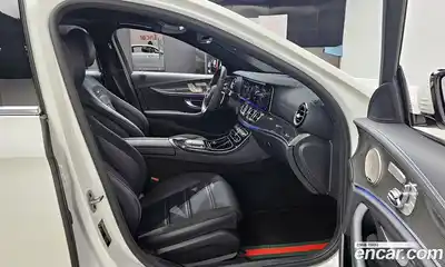 Mercedes-Benz E-Class 2022 3.0 Автомат в Москве № 142015, миниатюра 12
