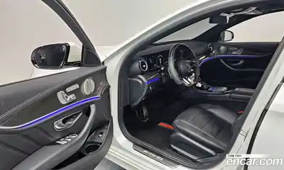 Mercedes-Benz E-Class 2022 3.0 Автомат в Москве № 142015, миниатюра 3