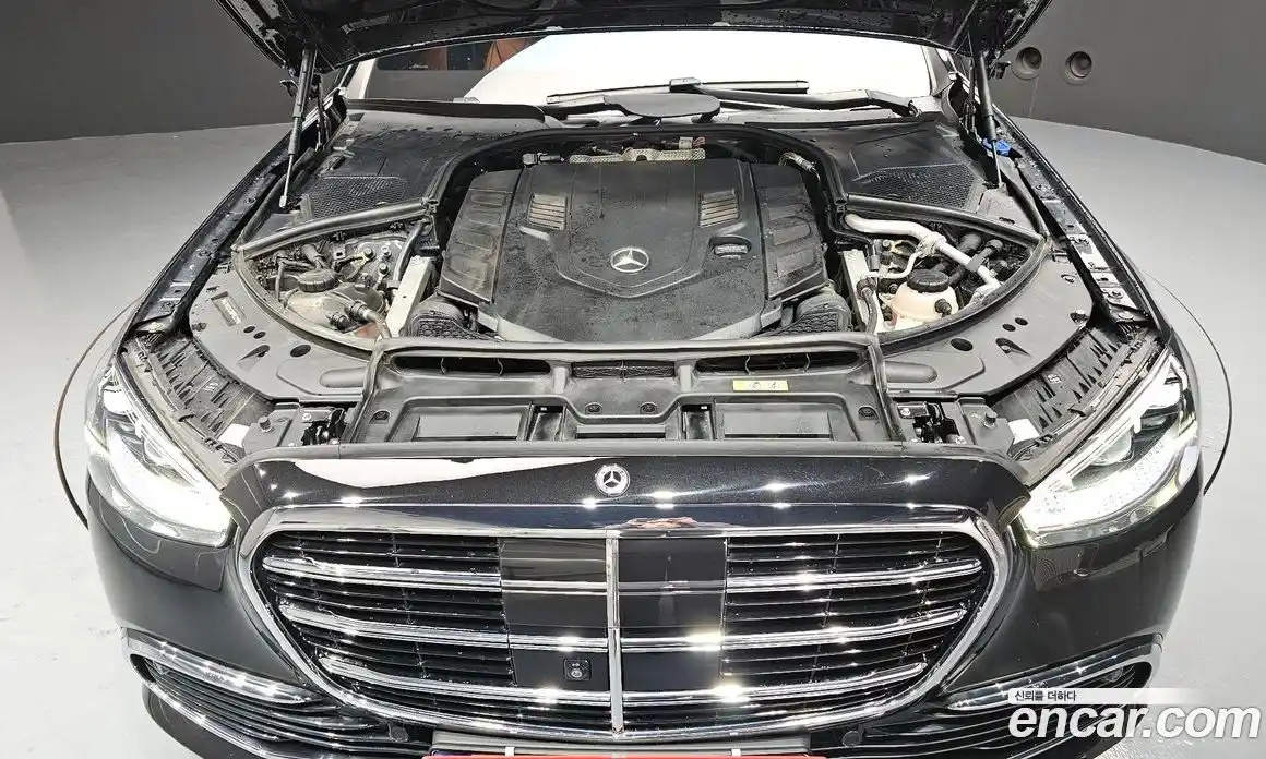 Mercedes-Benz S-Class 2023 4.0 Автомат в Москве № 142503, фото 12