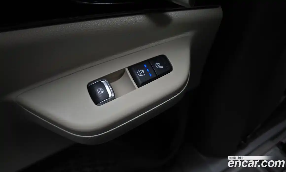 Kia Canival 2025 3.5 Автомат в Москве № 14250, фото 13