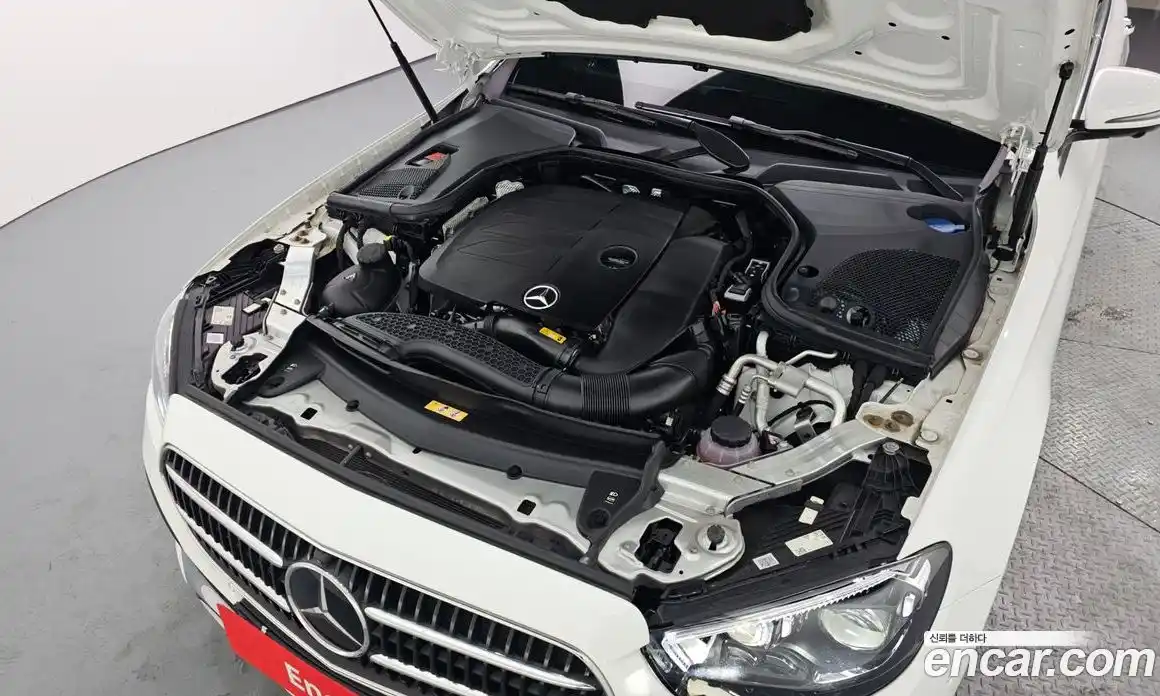 Mercedes-Benz E-Class 2022 2.0 Автомат в Москве № 143347, фото 6