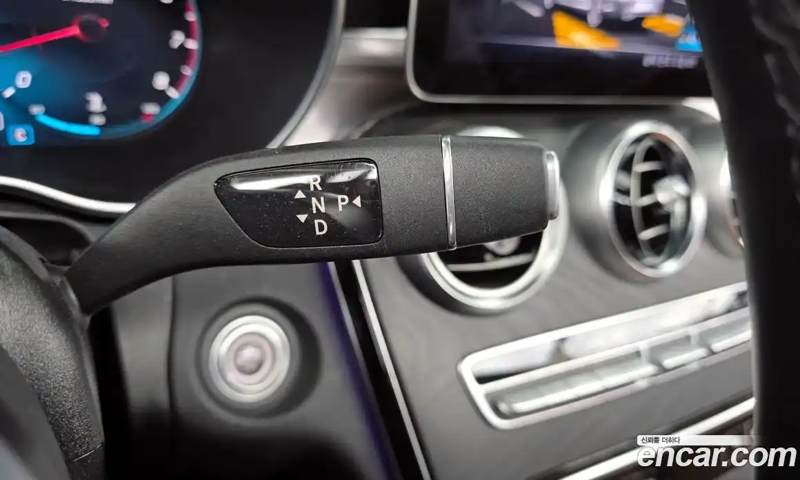 Mercedes-Benz C-Class 2021 2.0 Автомат в Москве № 143851, фото 17